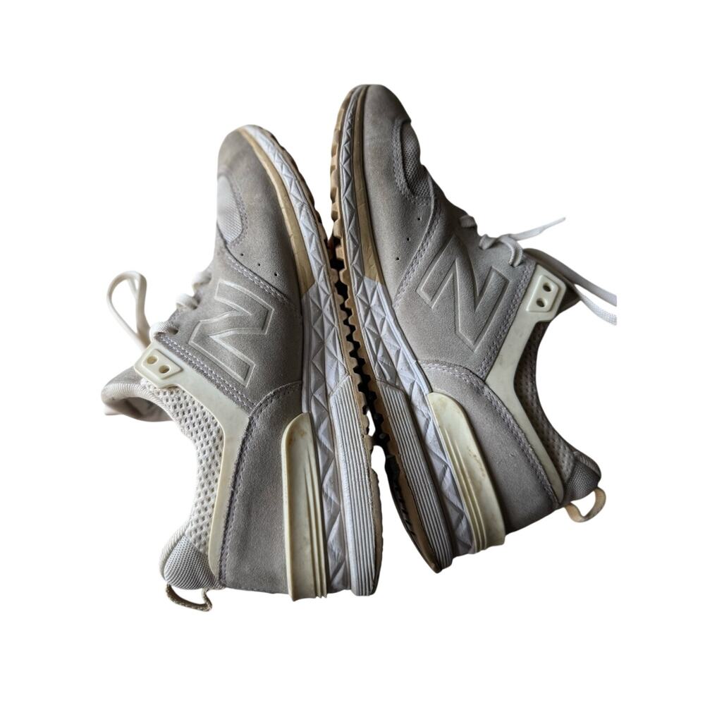 New Balance 574 Women’s 7.5 Beige Gray Suede Mesh Sneakers Neutral Retro